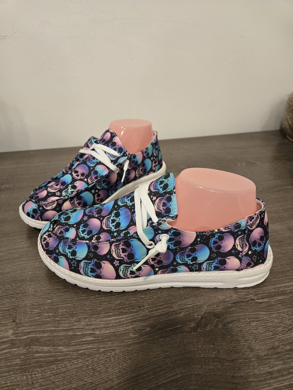Skull Print Casual Shoes in Black, Purple & Teal - Unbranded